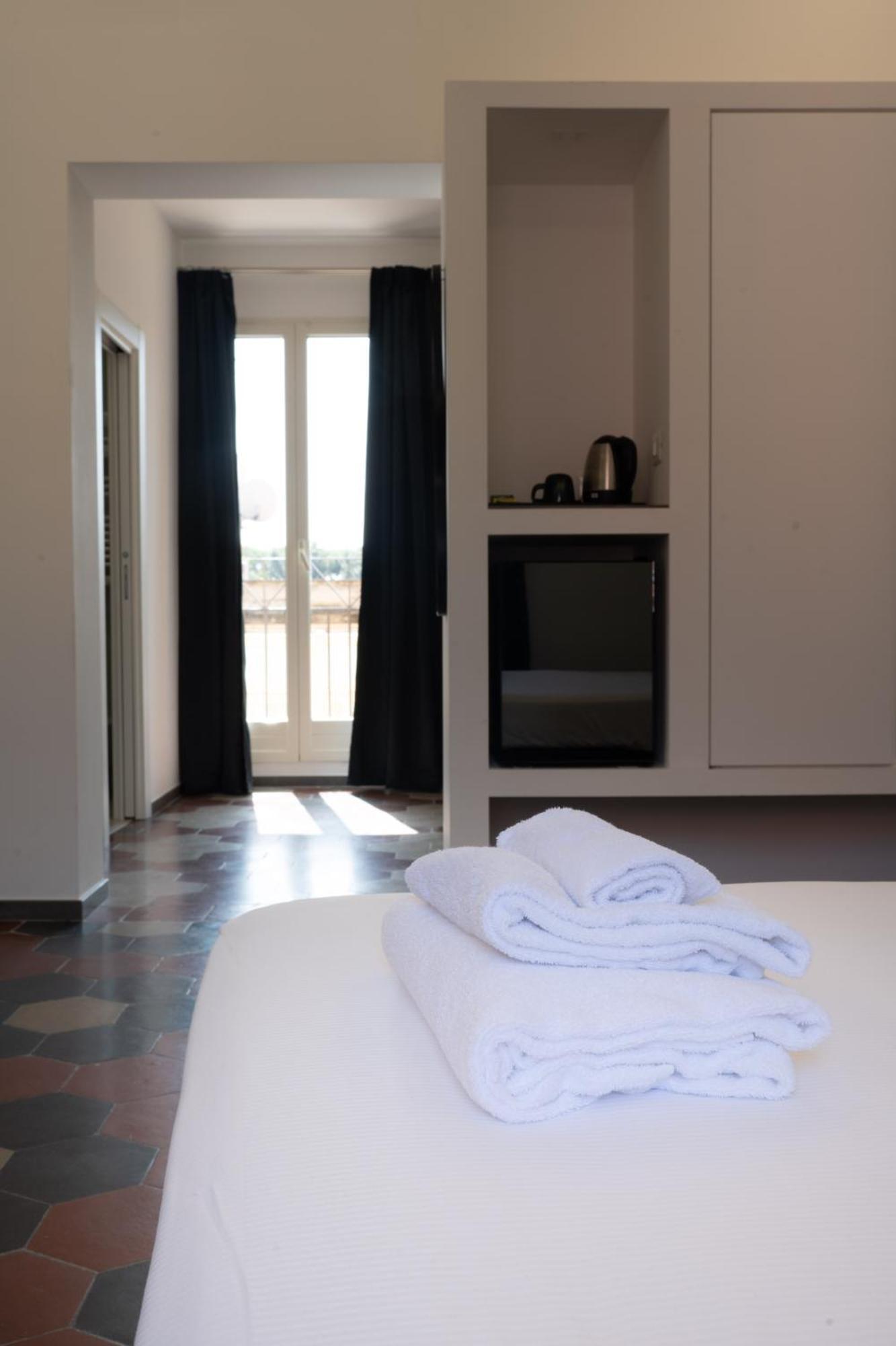 Inn Urbe Colosseo Rome Extérieur photo